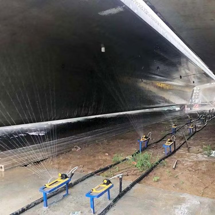 布料機(jī)、大型布料機(jī)、行走式布料機(jī)、圓筒布料機(jī)、行走式液壓布料機(jī)、移動式液壓布料機(jī)、電動布料機(jī)、手動布料機(jī)、梁場專用液壓布料機(jī)